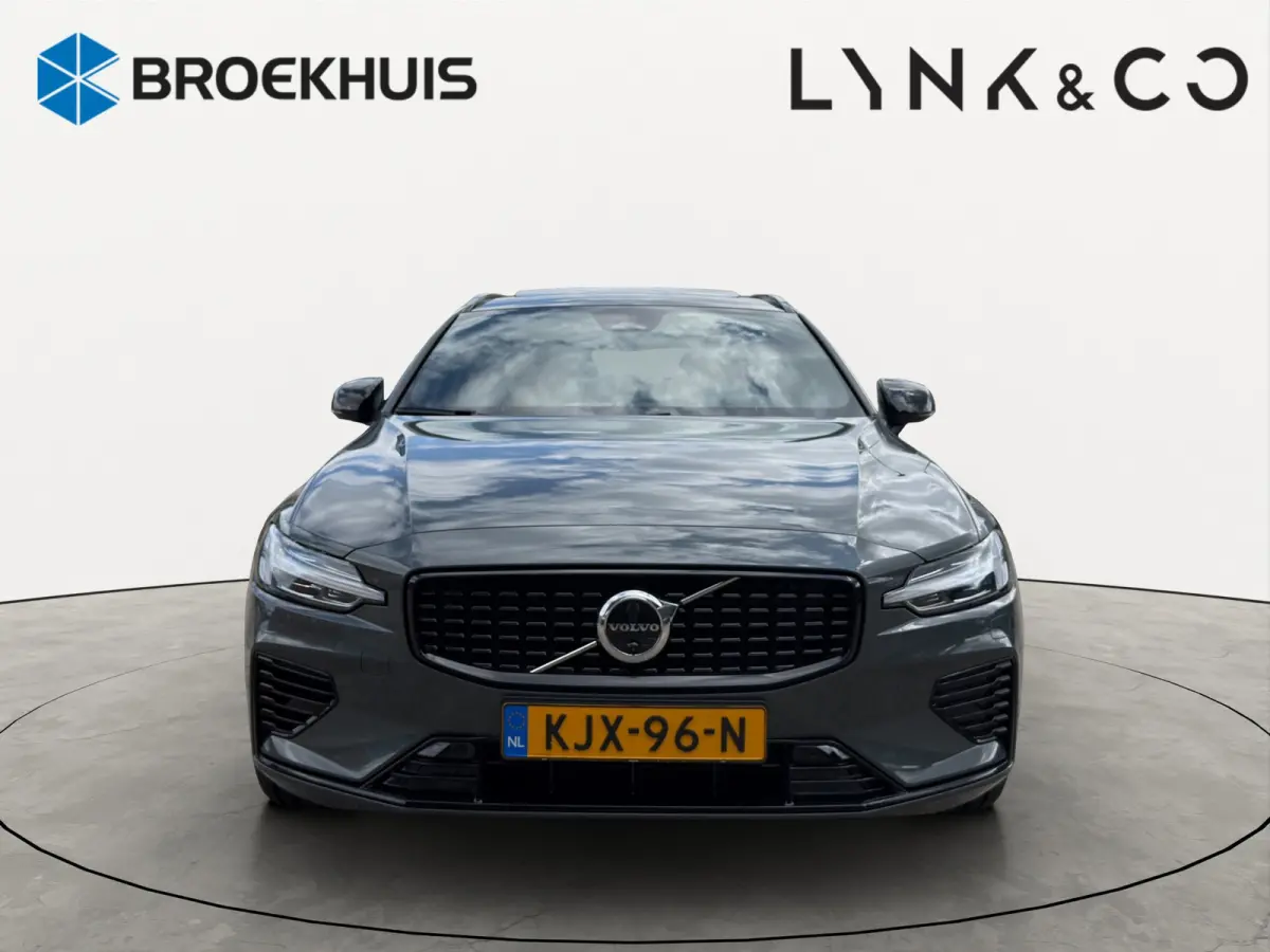 2.0 T6 Plug-in hybrid AWD Ultra Dark Bowers & Wilkins | Massagestoelen | Gelamineerde ruiten | | Audio installatie high end | Buitenspiegels elektrisch verstel- en verwarmbaar | Cruise contr