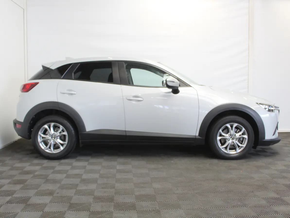 2.0 SkyActiv-G 120 Dynamic AIRCO | CRUISE | CAMERA | LMV16 | CV | DAB | NAVI