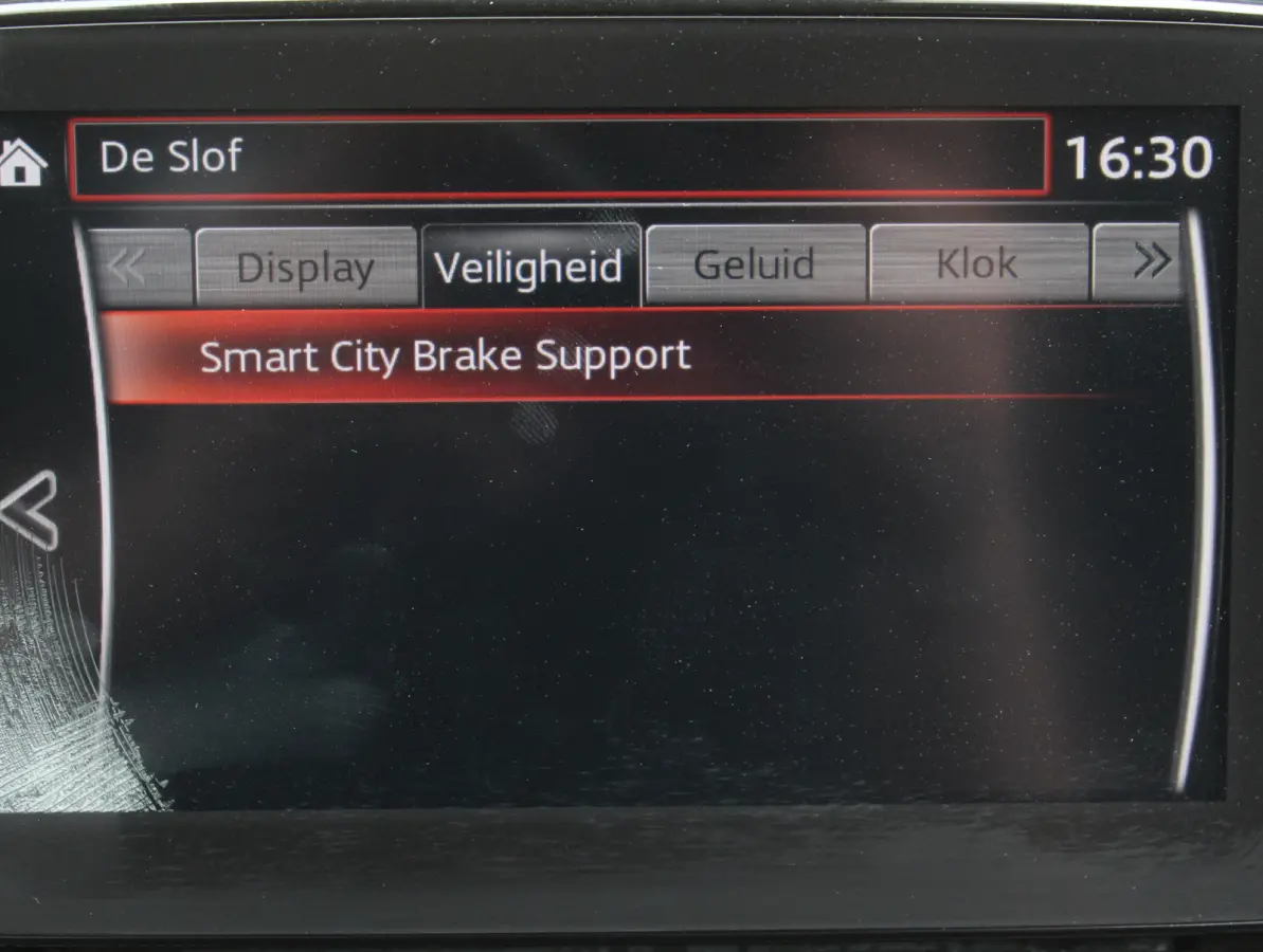 2.0 SkyActiv-G 120 Dynamic AIRCO | CRUISE | CAMERA | LMV16 | CV | DAB | NAVI