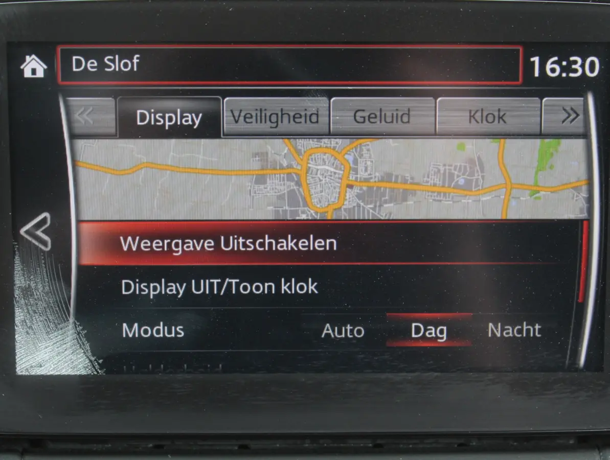 2.0 SkyActiv-G 120 Dynamic AIRCO | CRUISE | CAMERA | LMV16 | CV | DAB | NAVI