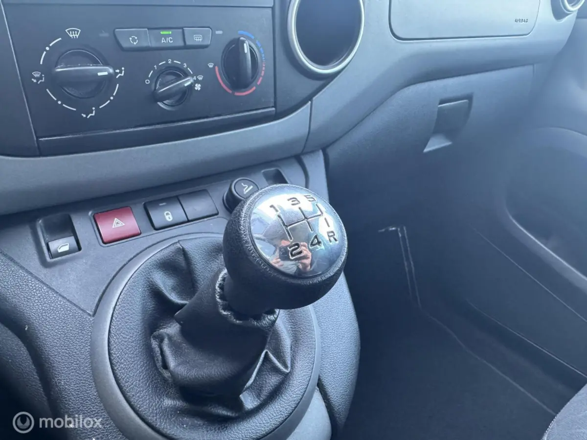 1.2 PureTech Active Airco Cruise Trekhaak!