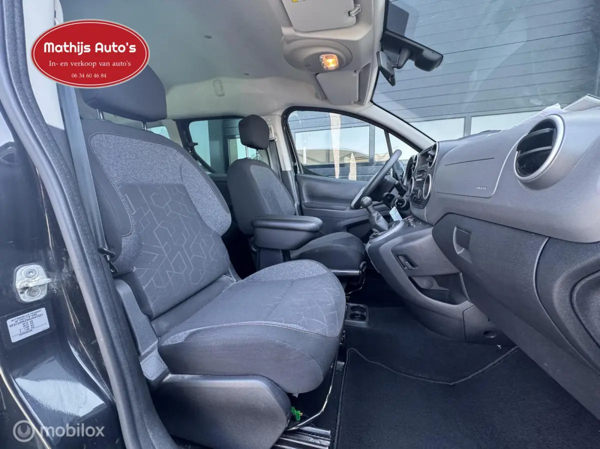 1.2 PureTech Active Airco Cruise Trekhaak!