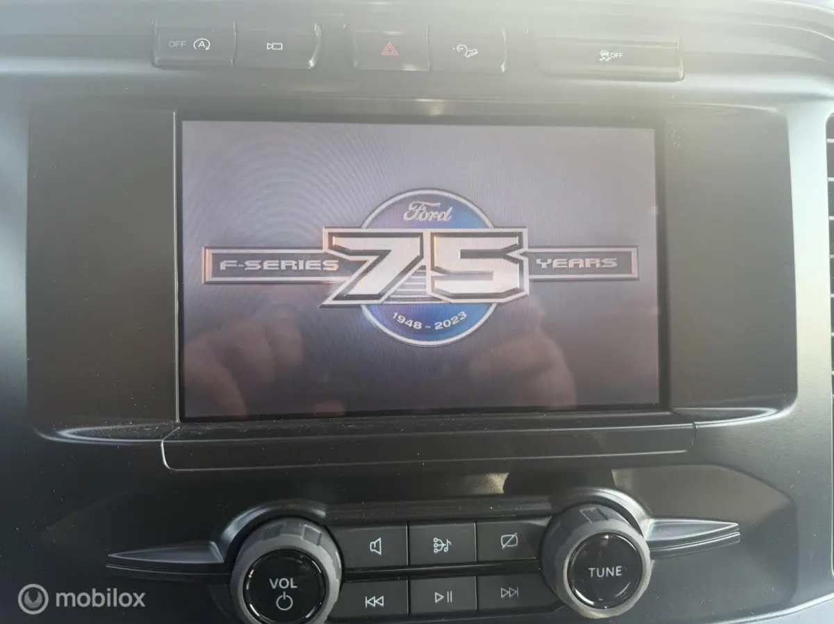 USA Xlt