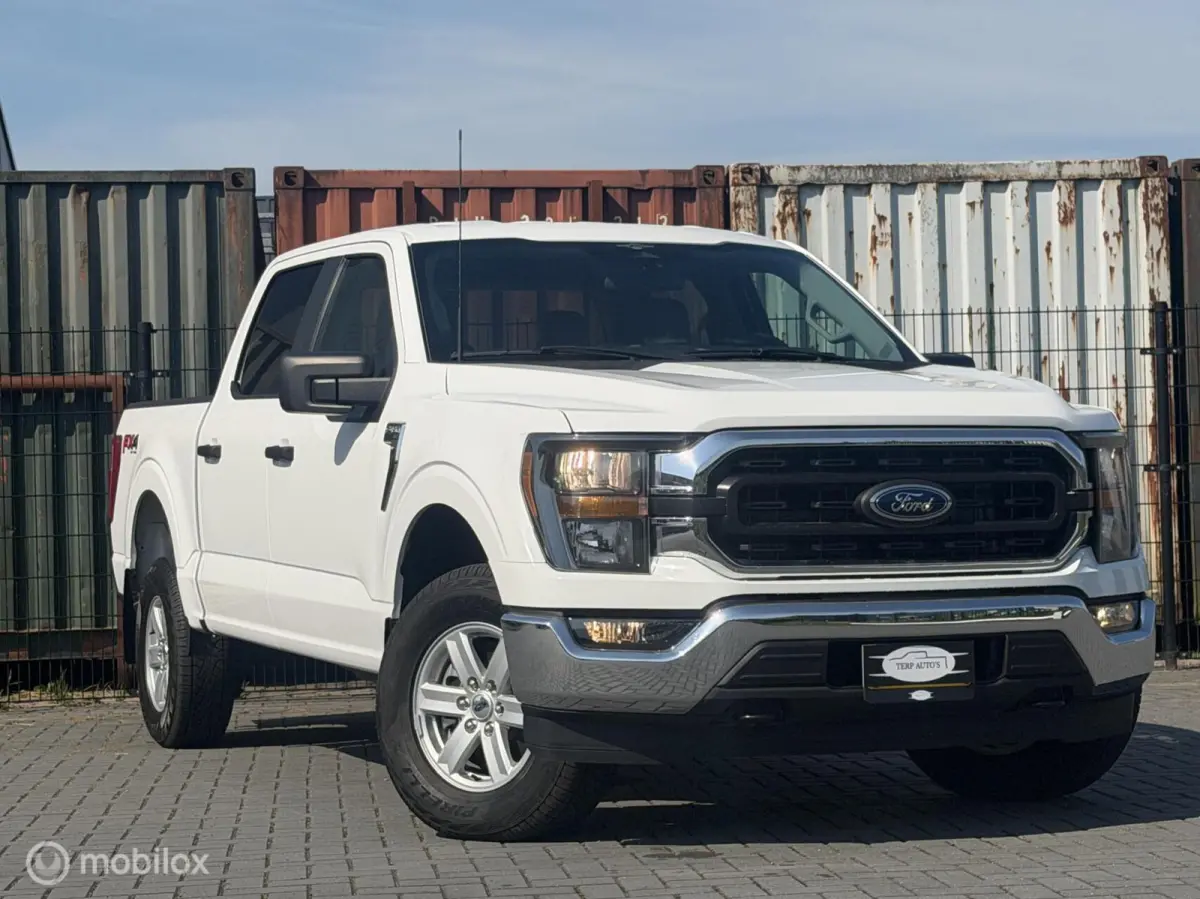 USA Xlt
