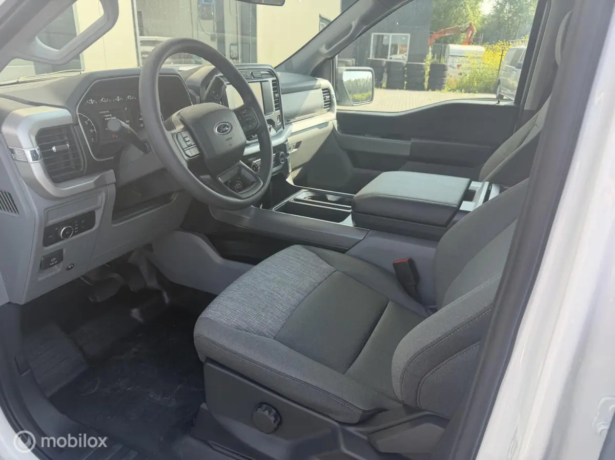 USA Xlt