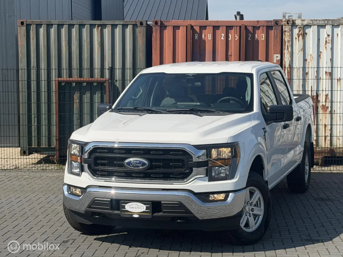 USA Xlt