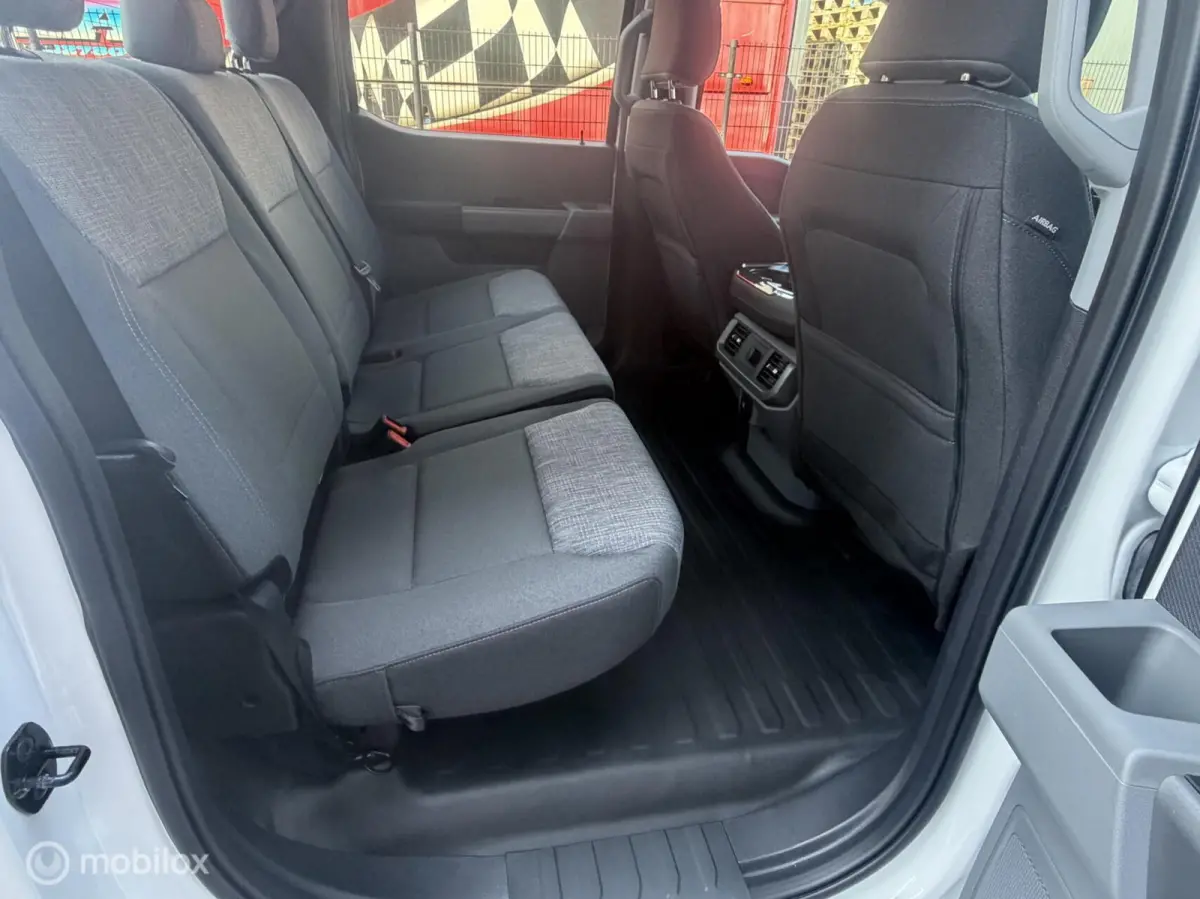 USA Xlt