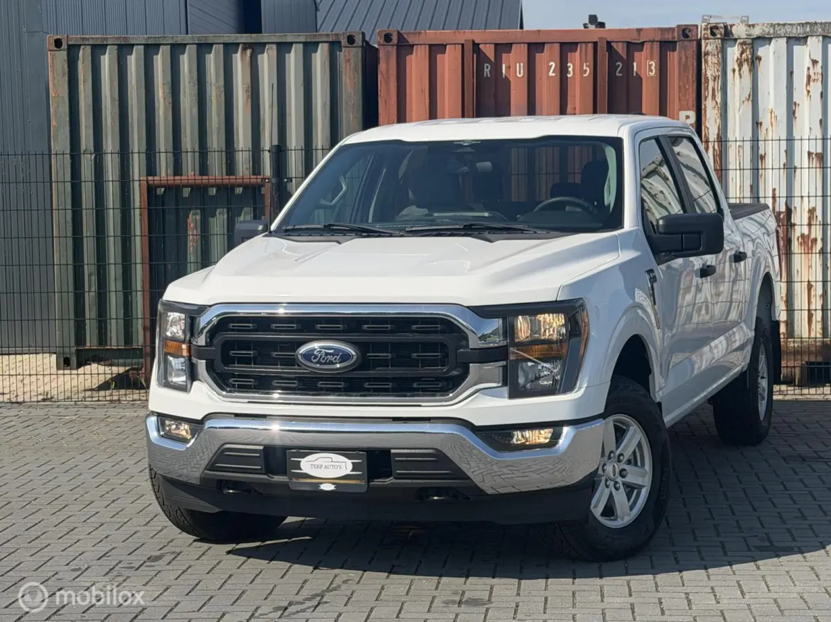 USA Xlt