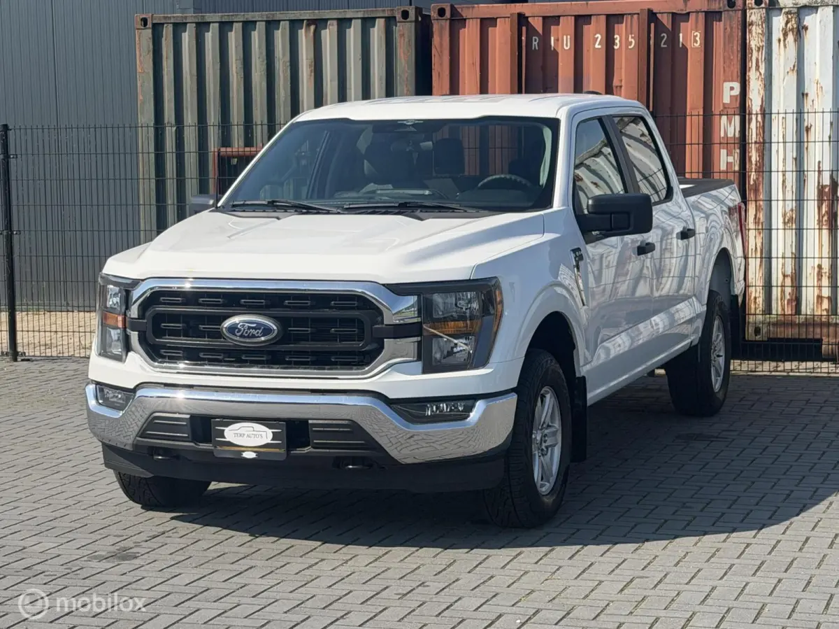 USA Xlt