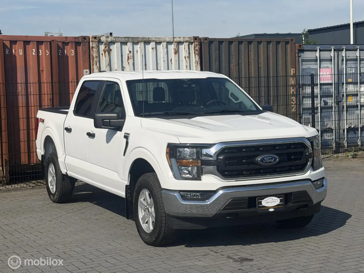 USA Xlt