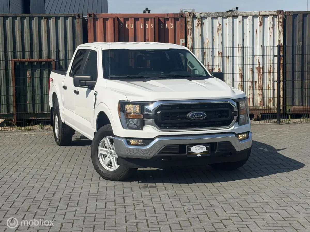USA Xlt