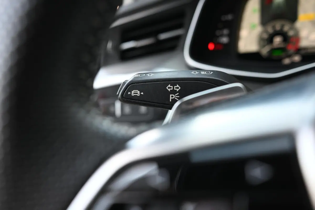 55 TFSI e quattro S-Line Competition 367PK | Pano | Trekhaak | Memory | Alcantara | Camera | ACC | Carplay | Lane Assist | Afgevlakt Stuur | Stoelverwarming | Matrix Led | Originele 20'' | K