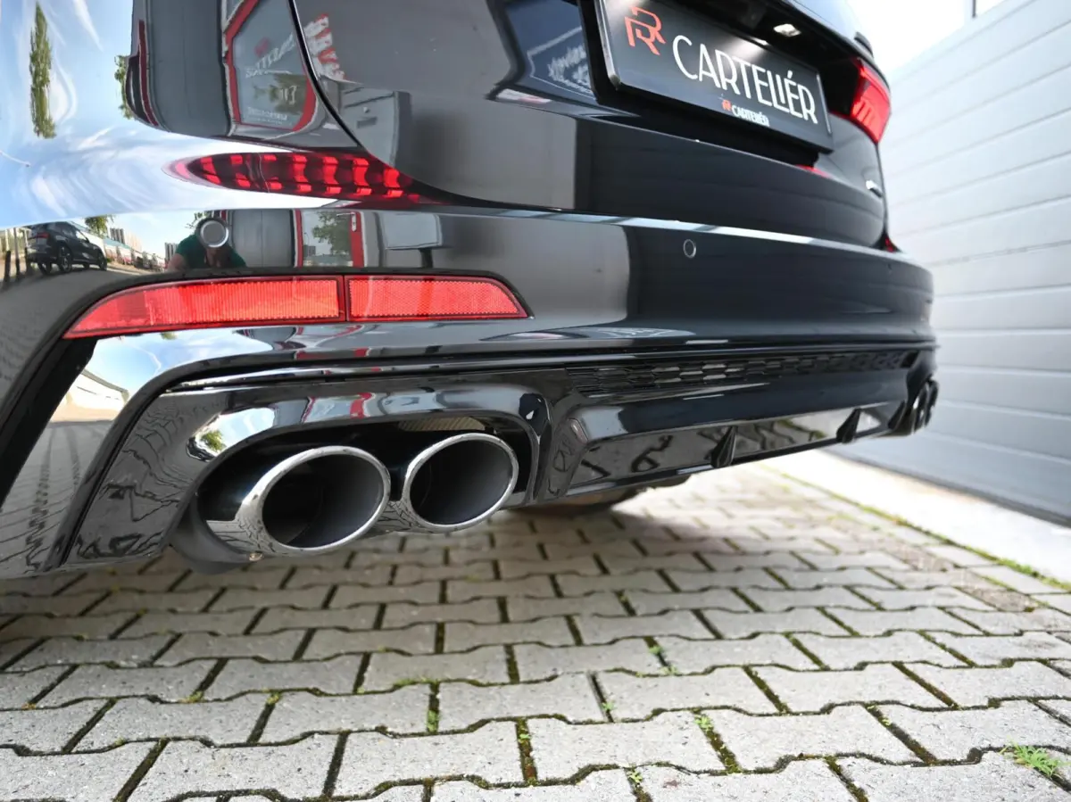 55 TFSI e quattro S-Line Competition 367PK | Pano | Trekhaak | Memory | Alcantara | Camera | ACC | Carplay | Lane Assist | Afgevlakt Stuur | Stoelverwarming | Matrix Led | Originele 20'' | K