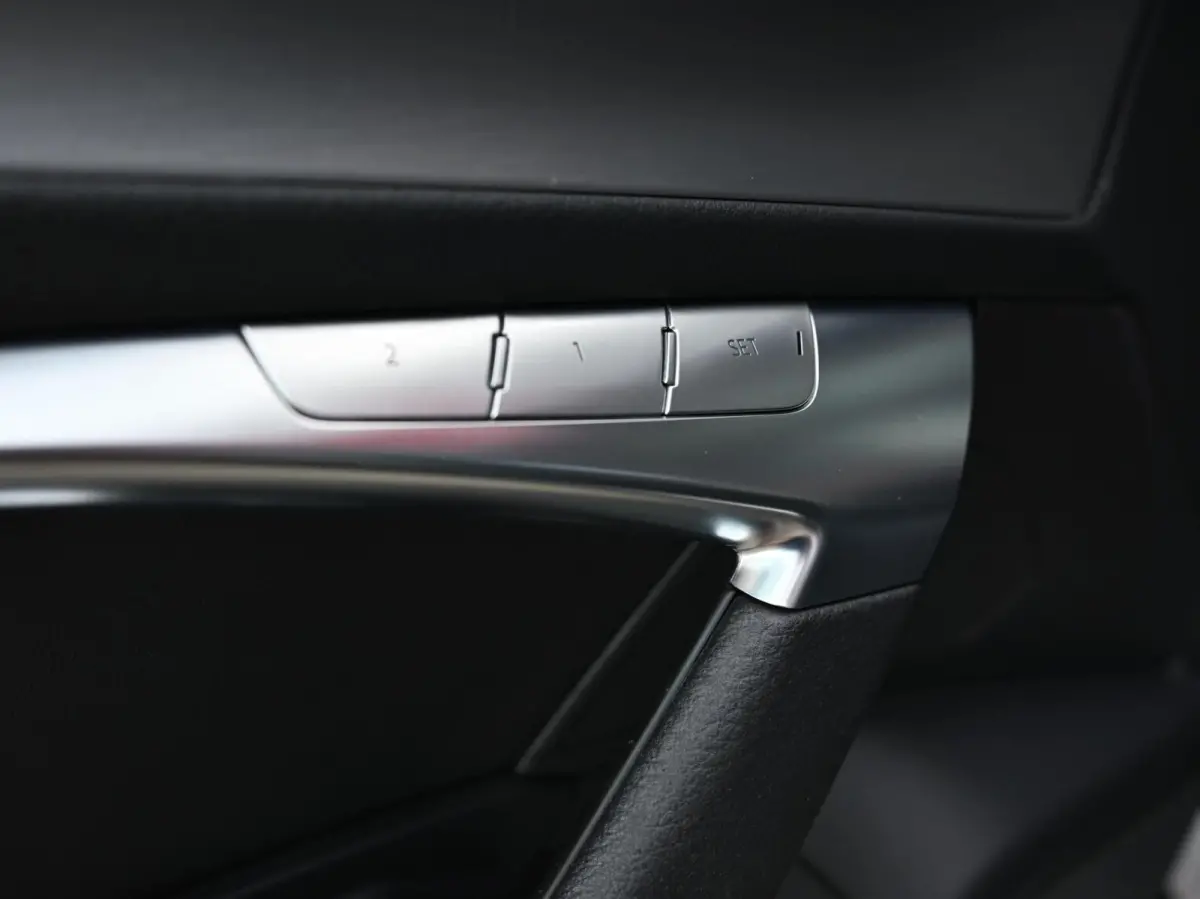 55 TFSI e quattro S-Line Competition 367PK | Pano | Trekhaak | Memory | Alcantara | Camera | ACC | Carplay | Lane Assist | Afgevlakt Stuur | Stoelverwarming | Matrix Led | Originele 20'' | K