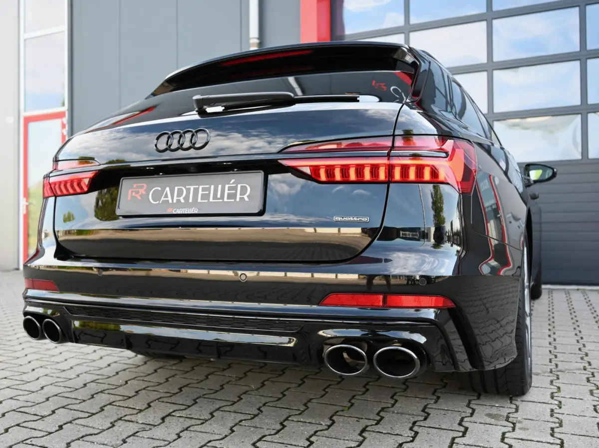 55 TFSI e quattro S-Line Competition 367PK | Pano | Trekhaak | Memory | Alcantara | Camera | ACC | Carplay | Lane Assist | Afgevlakt Stuur | Stoelverwarming | Matrix Led | Originele 20'' | K