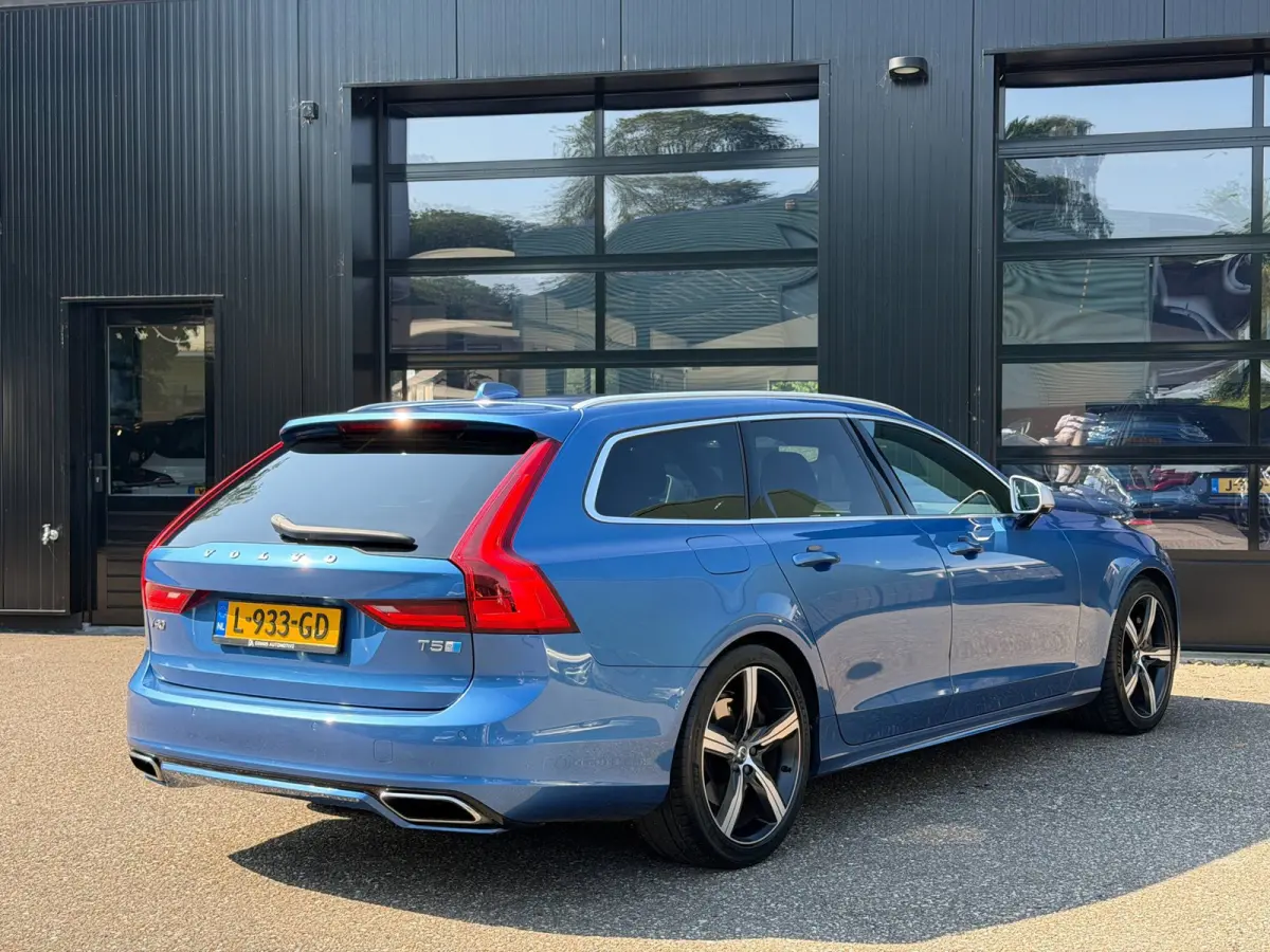2.0 T5 R-Design 250 PK Bursting Blue Metallic