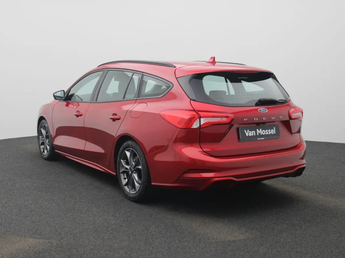 Clipper 1.0i EcoBoost MHEV 114kW ST-Line X DCT | Cruise Control | Stoel/stuur voorruitverwarming | Camera achter | Sensoren voor/achter |
