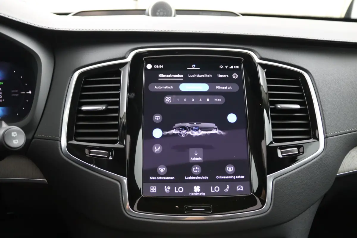 T8 Plug-in hybrid AWD Ultra Dark | Luchtvering | Trekhaak | Harman/Kardon | Stoelventilatie | Massage | Harman/Kardon | 360 Camera | 22 Inch Wielen