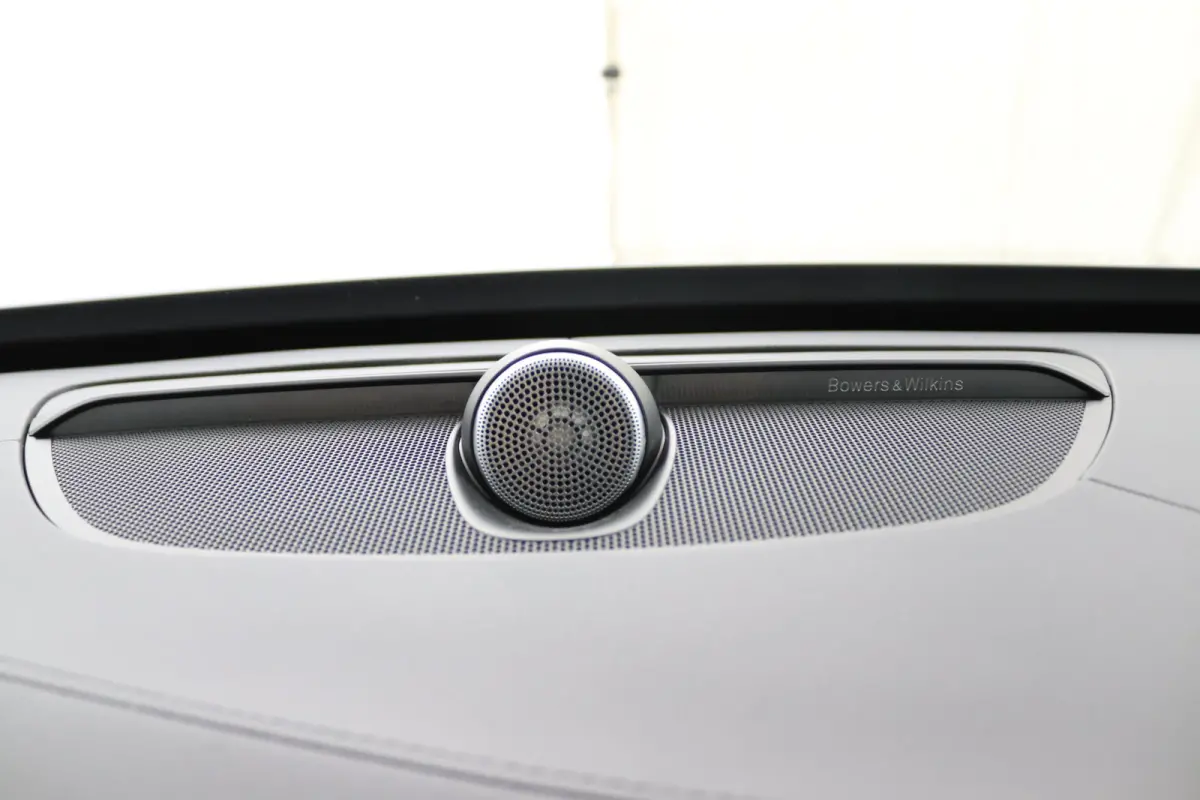 T8 Plug-in hybrid AWD Ultra Dark | Luchtvering | Trekhaak | Harman/Kardon | Stoelventilatie | Massage | Harman/Kardon | 360 Camera | 22 Inch Wielen
