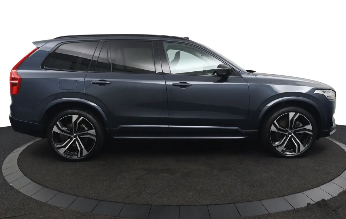 T8 Plug-in hybrid AWD Ultra Dark | Luchtvering | Trekhaak | Harman/Kardon | Stoelventilatie | Massage | Harman/Kardon | 360 Camera | 22 Inch Wielen