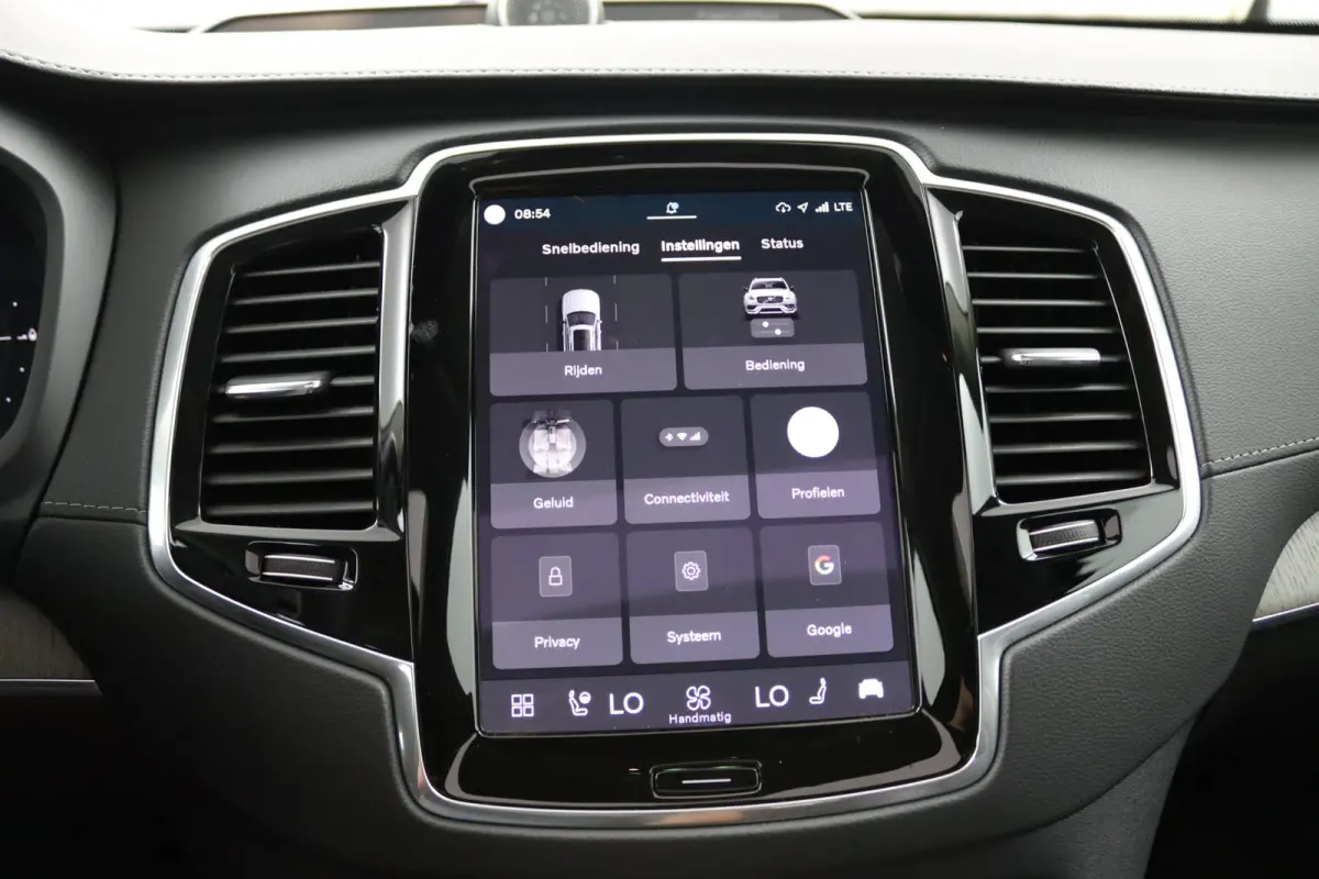 T8 Plug-in hybrid AWD Ultra Dark | Luchtvering | Trekhaak | Harman/Kardon | Stoelventilatie | Massage | Harman/Kardon | 360 Camera | 22 Inch Wielen