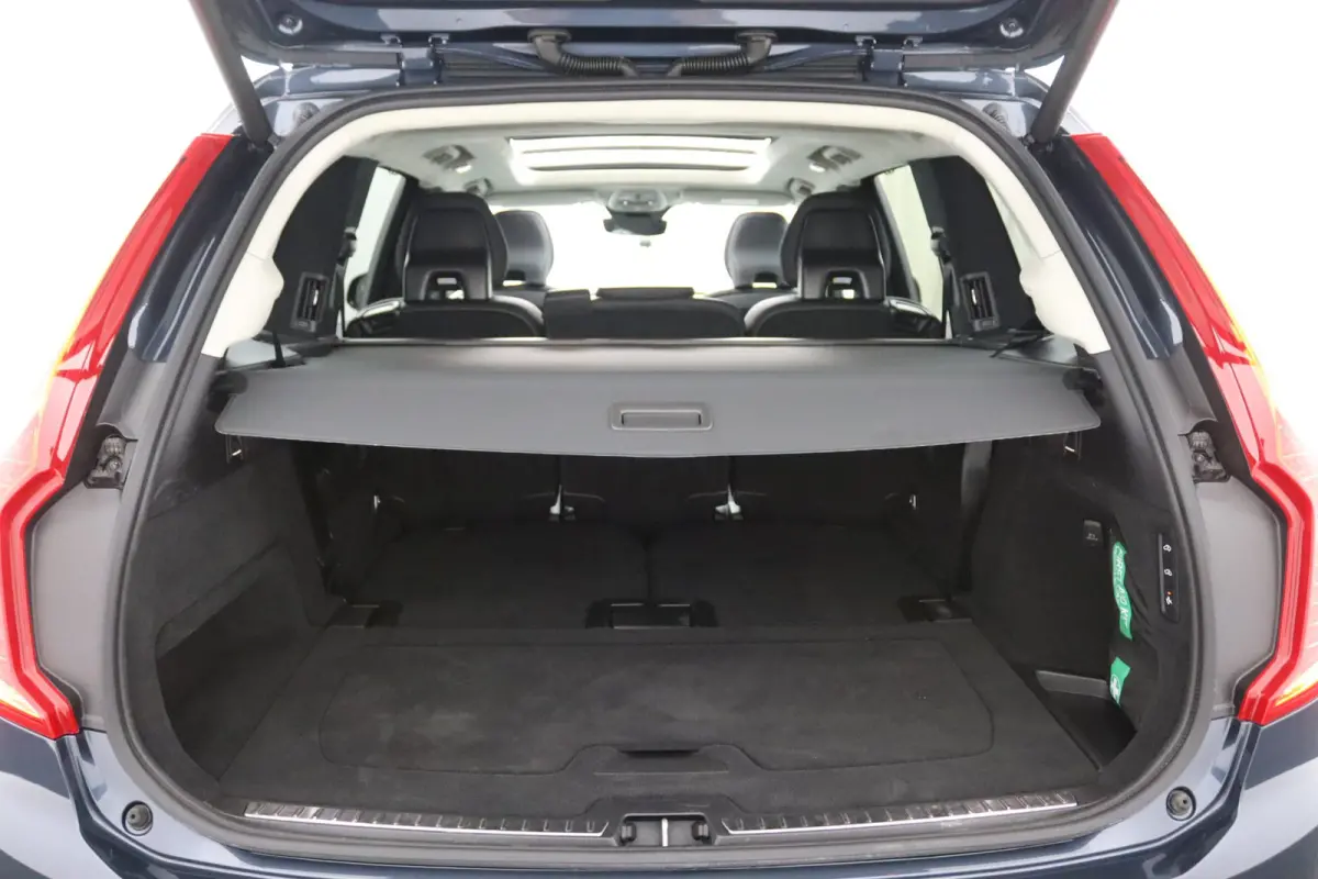 T8 Plug-in hybrid AWD Ultra Dark | Luchtvering | Trekhaak | Harman/Kardon | Stoelventilatie | Massage | Harman/Kardon | 360 Camera | 22 Inch Wielen