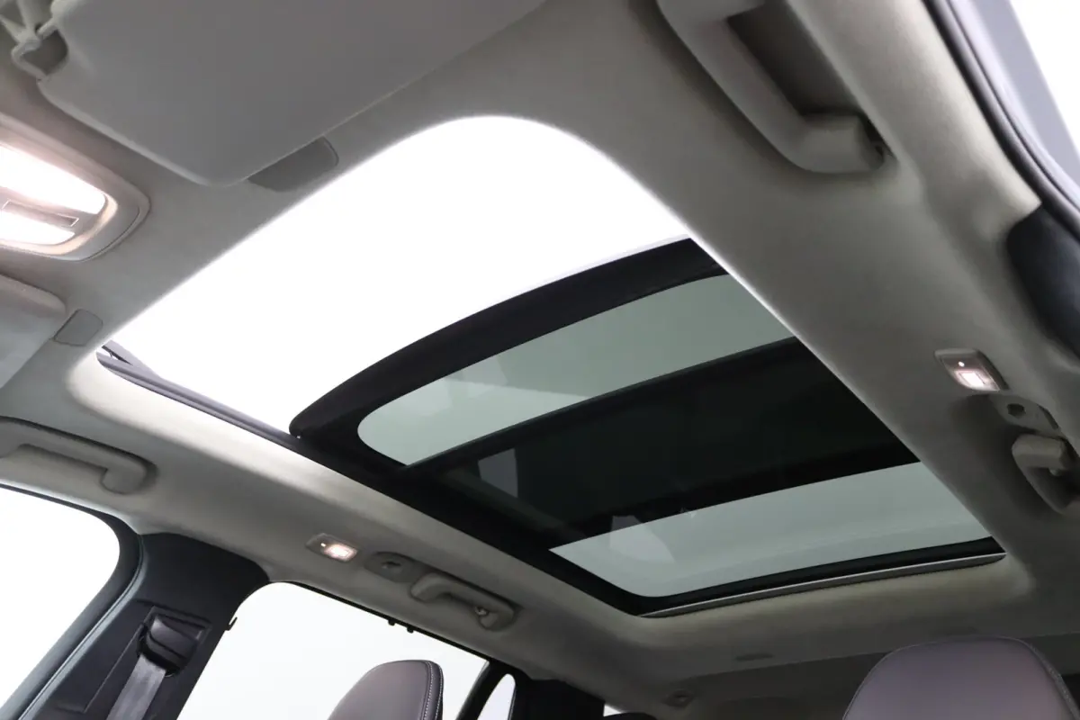 T8 Plug-in hybrid AWD Ultra Dark | Luchtvering | Trekhaak | Harman/Kardon | Stoelventilatie | Massage | Harman/Kardon | 360 Camera | 22 Inch Wielen