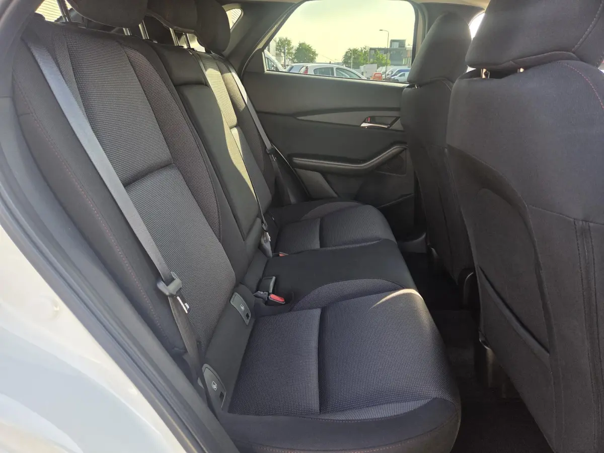 2.0 e-SkyActiv-G M Hybrid Homura