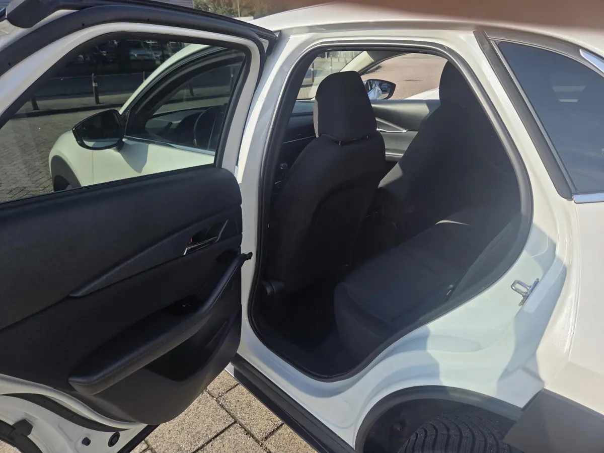 2.0 e-SkyActiv-G M Hybrid Homura