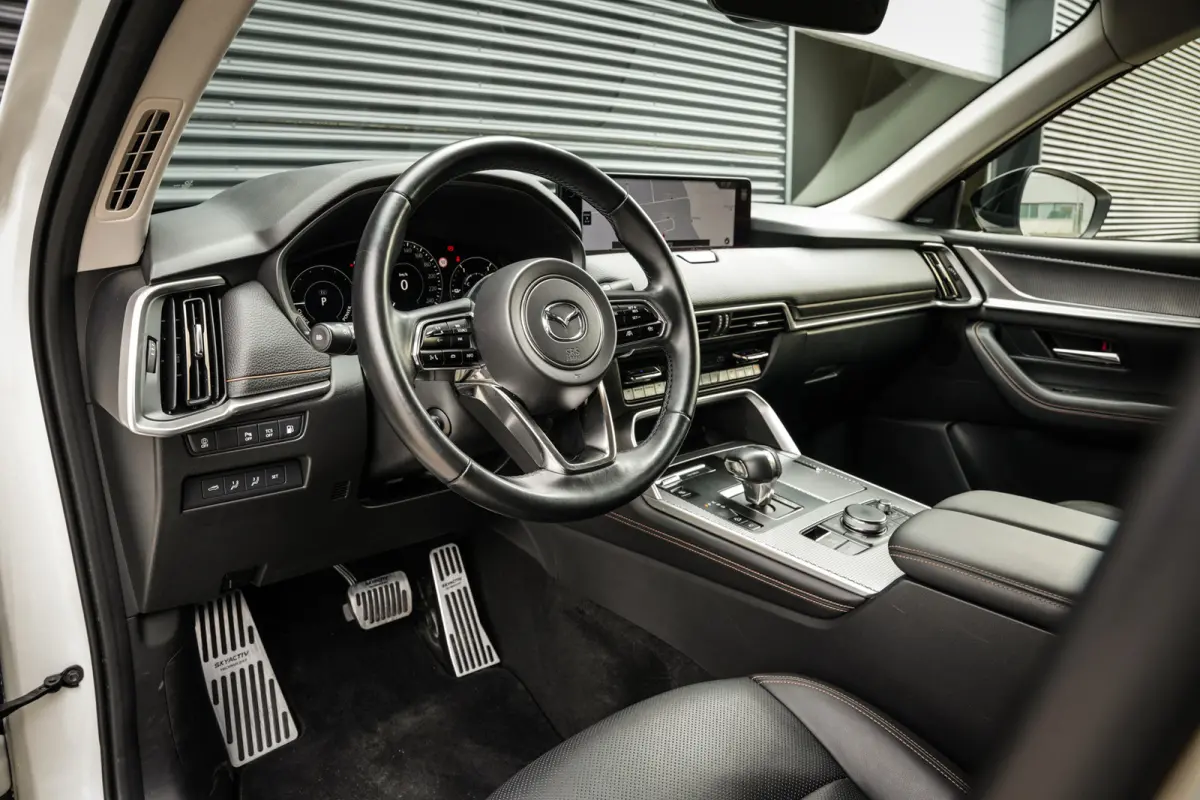 2.5 e-SkyActiv PHEV Homura | Apple CarPlay | Parelmoer | Stoelventilatie | Leder | Trekhaak |