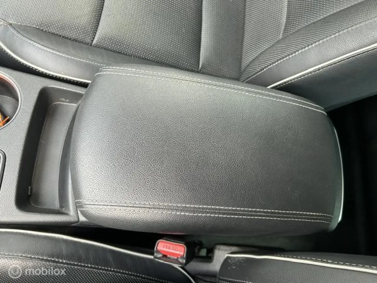 1.6 T-GDI 4WD Dynamic * AUTOMAAT * LEDER * NAVI