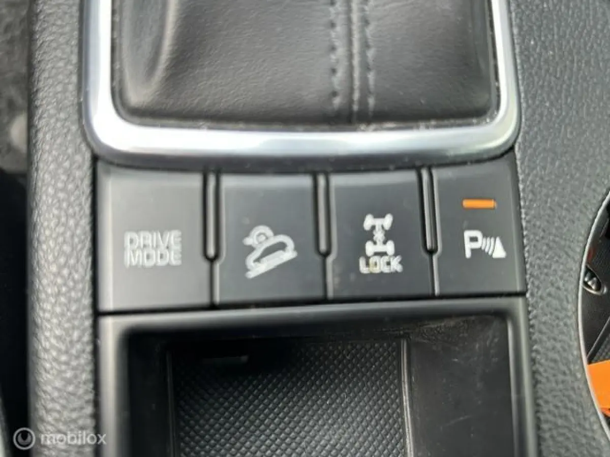 1.6 T-GDI 4WD Dynamic * AUTOMAAT * LEDER * NAVI