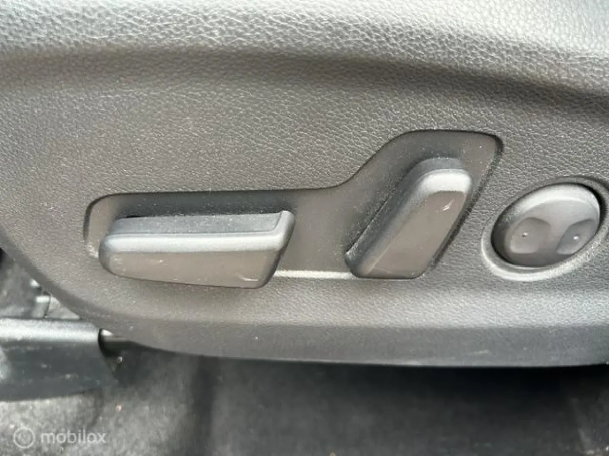 1.6 T-GDI 4WD Dynamic * AUTOMAAT * LEDER * NAVI