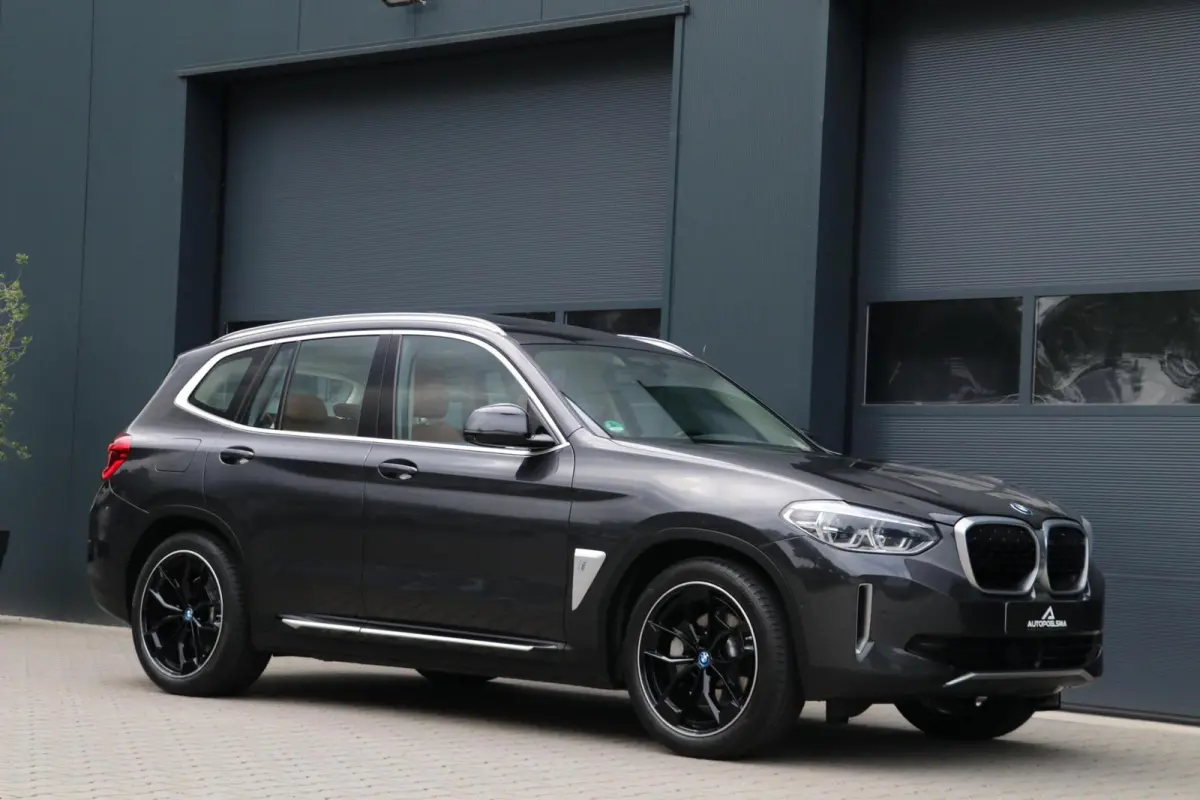High Executive 80 kWh Panodak 360view 3D AdaptiveCruise Harman/Kardon Trekhaak Camera Lane Assist PDC 98000KM