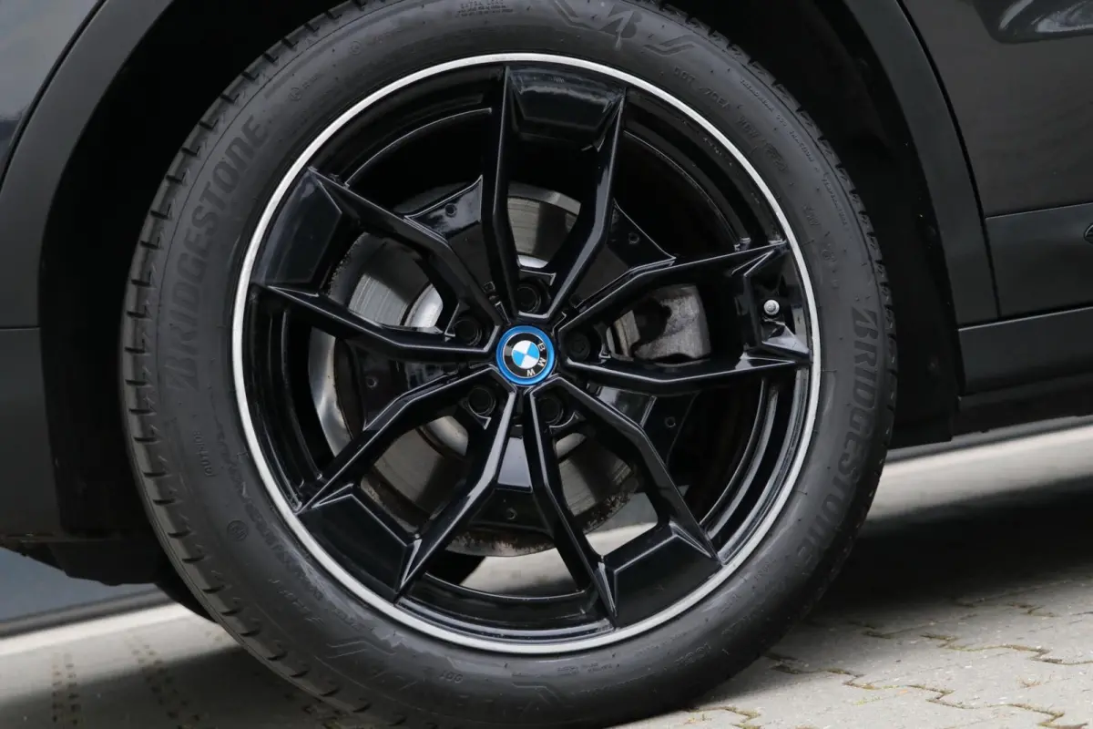 High Executive 80 kWh Panodak 360view 3D AdaptiveCruise Harman/Kardon Trekhaak Camera Lane Assist PDC 98000KM