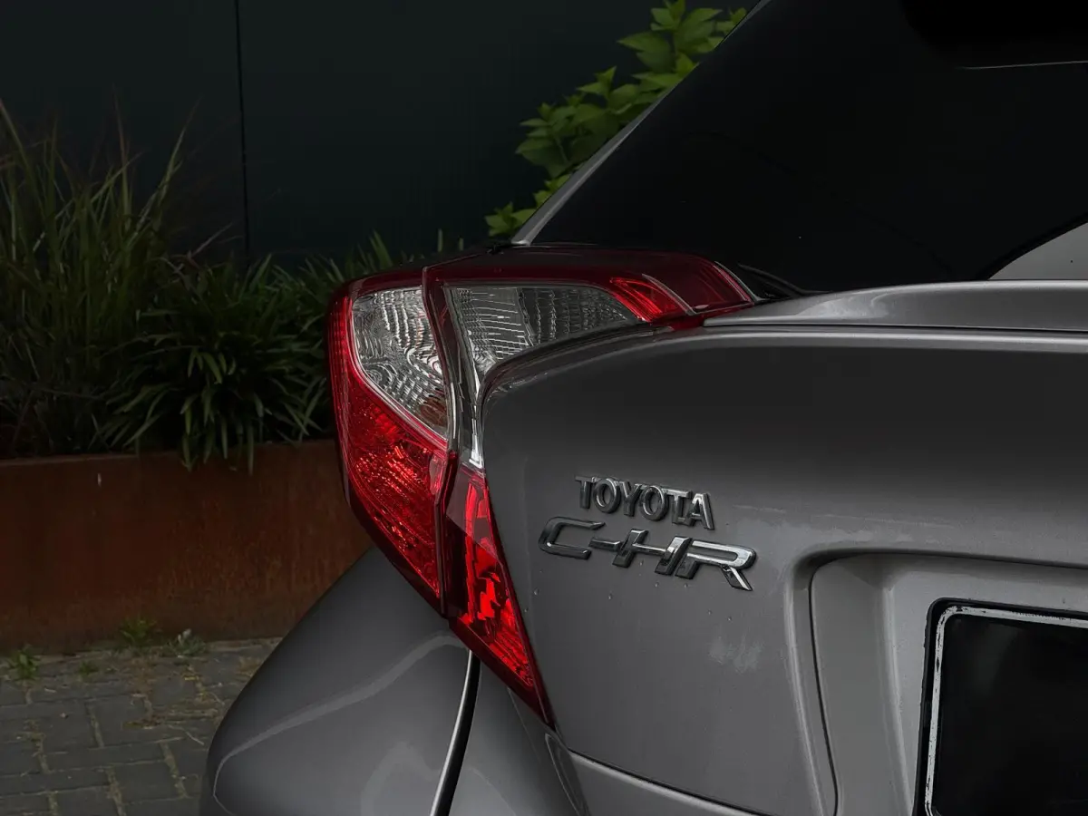 1.8 Hybrid Active M20 NAVI | LED | CAMERA | SPORTVELGEN | ZUINIG | CR CONTROL