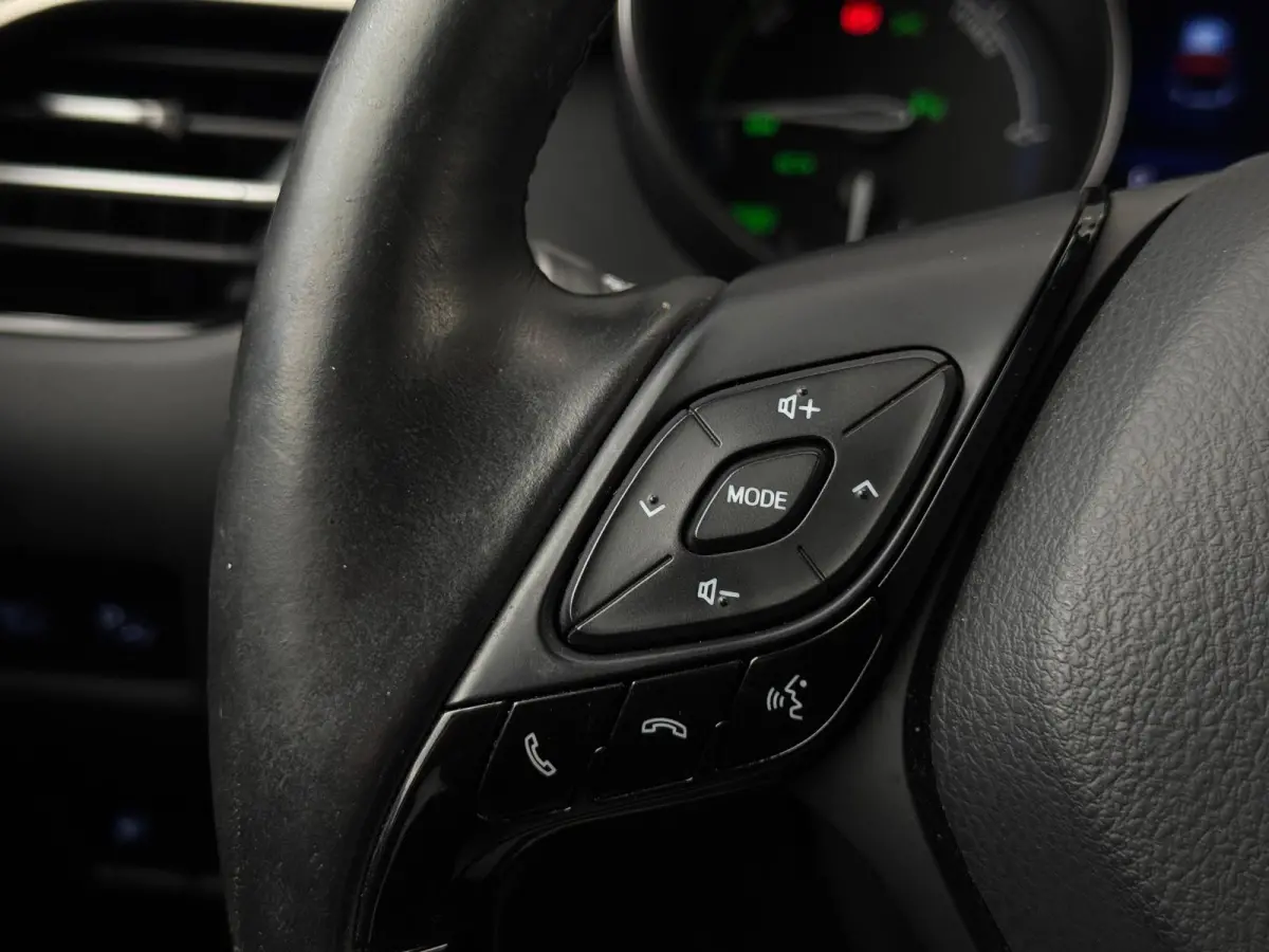 1.8 Hybrid Active M20 NAVI | LED | CAMERA | SPORTVELGEN | ZUINIG | CR CONTROL