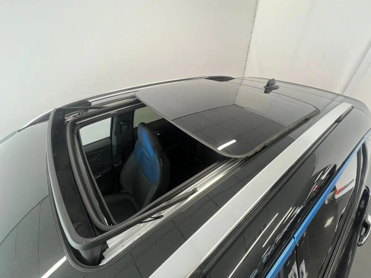 1.5 | 360 Camera | Panoramadak | Apple Carplay/Android Auto | Cruise control adaptief |