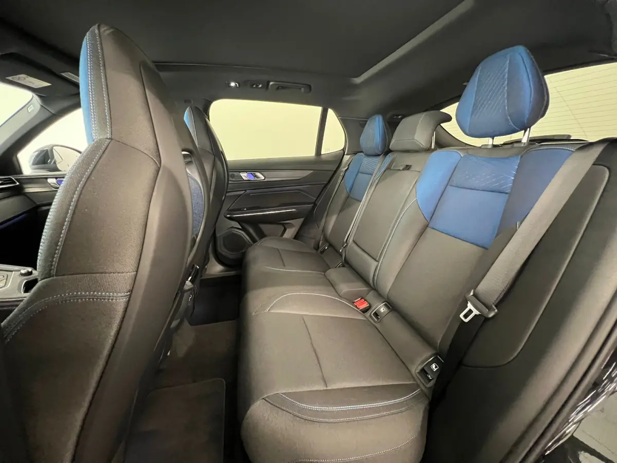 1.5 | 360 Camera | Panoramadak | Apple Carplay/Android Auto | Cruise control adaptief |