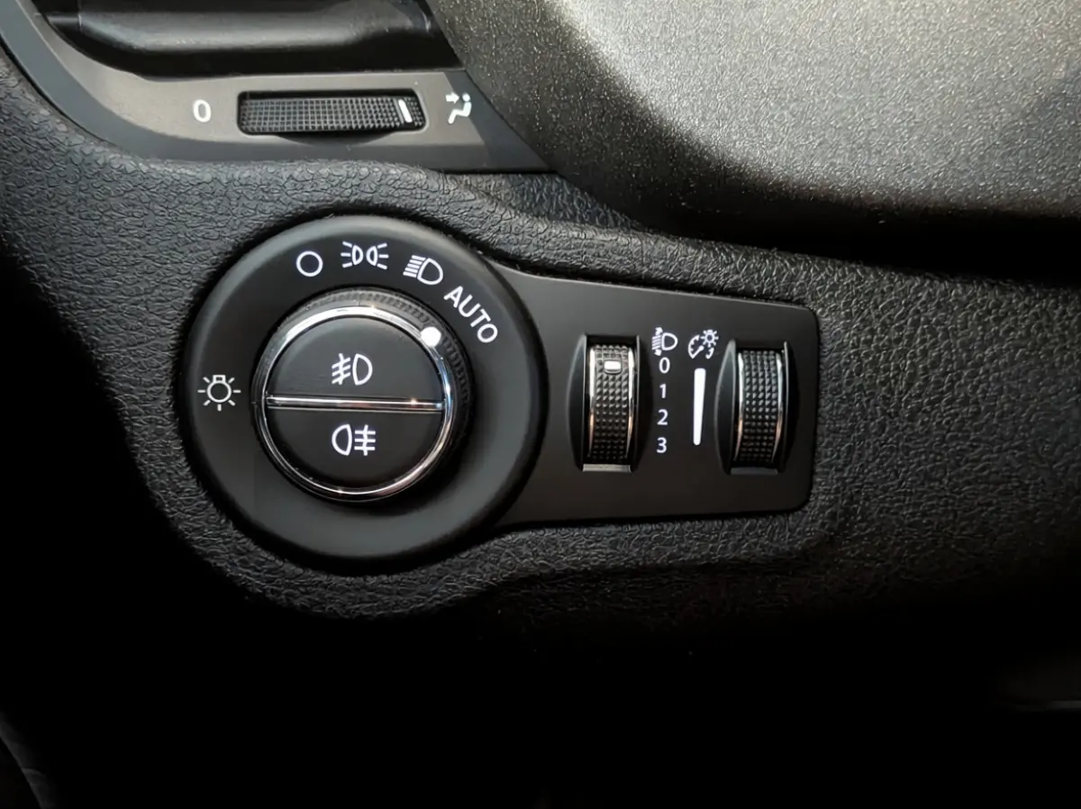 1.4 Turbo MultiAir PopStar Automaat Airco, Cruise Control, Stuurbekrachtiging