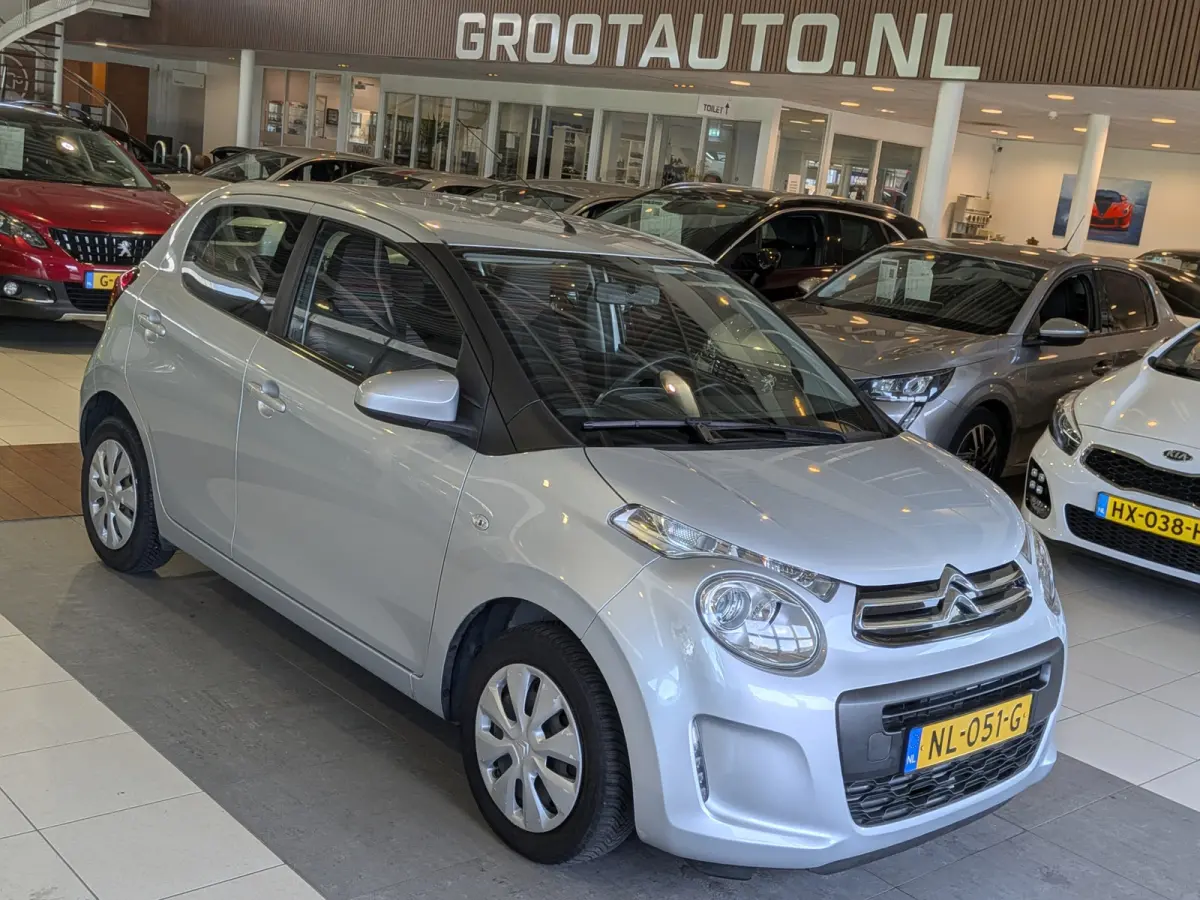 1.0 e-VTi Selection Airco, Stuurbekrachtiging