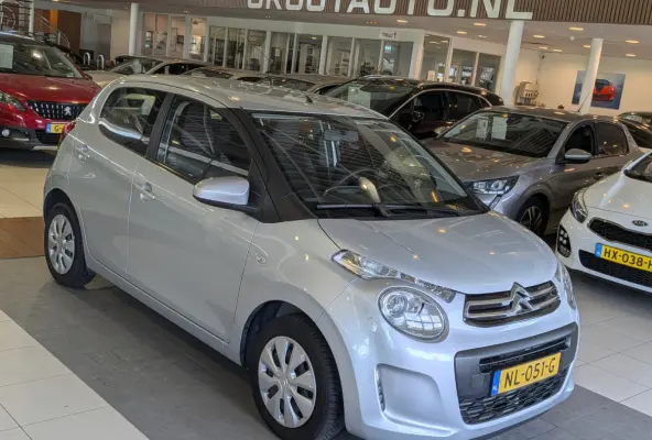 1.0 e-VTi Selection Airco, Stuurbekrachtiging