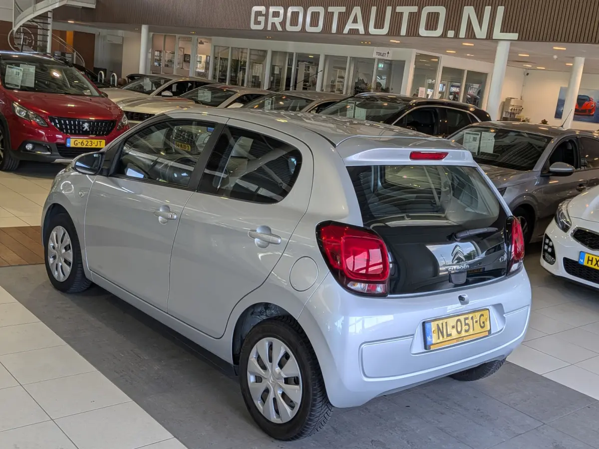 1.0 e-VTi Selection Airco, Stuurbekrachtiging