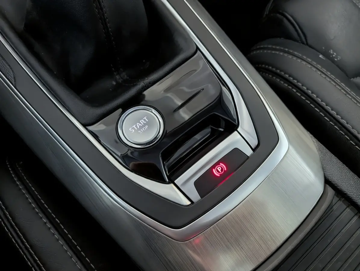 1.2 PureTech Allure Panoramadak, Airco, Cruise Control, Stuurbekrachtiging