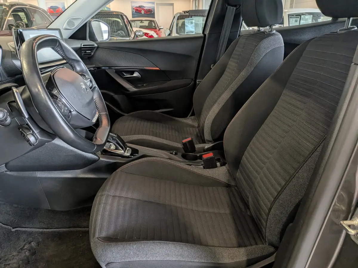 1.2 PureTech Active Automaat Airco, Cruise Control, Stuurbekrachtiging