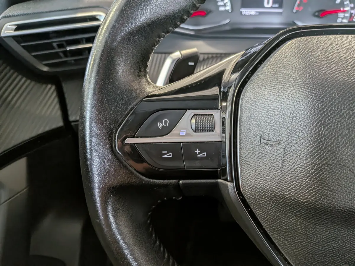 1.2 PureTech Active Automaat Airco, Cruise Control, Stuurbekrachtiging