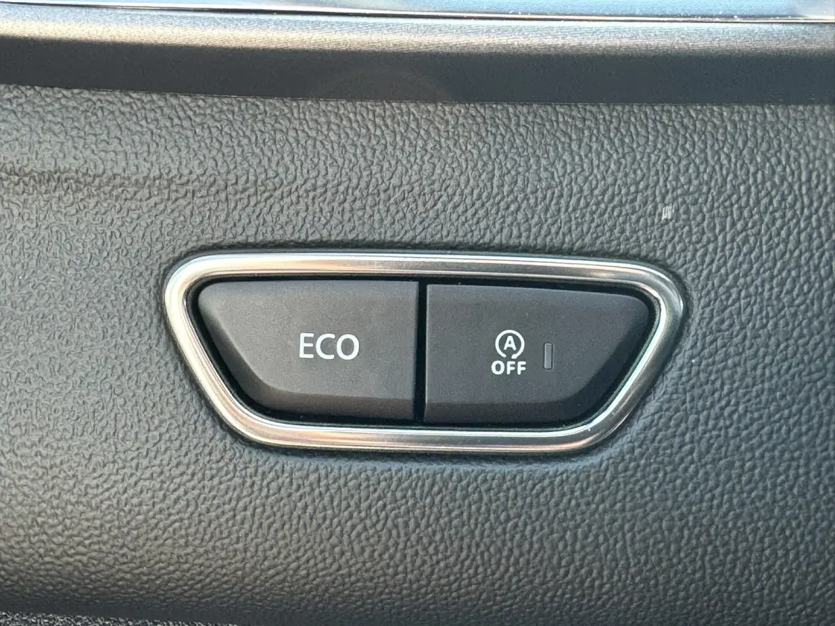 1.3 TCe Black Edition Automaat Camera Carplay Clima Cruise Stoelverw. Leder/Alcantara