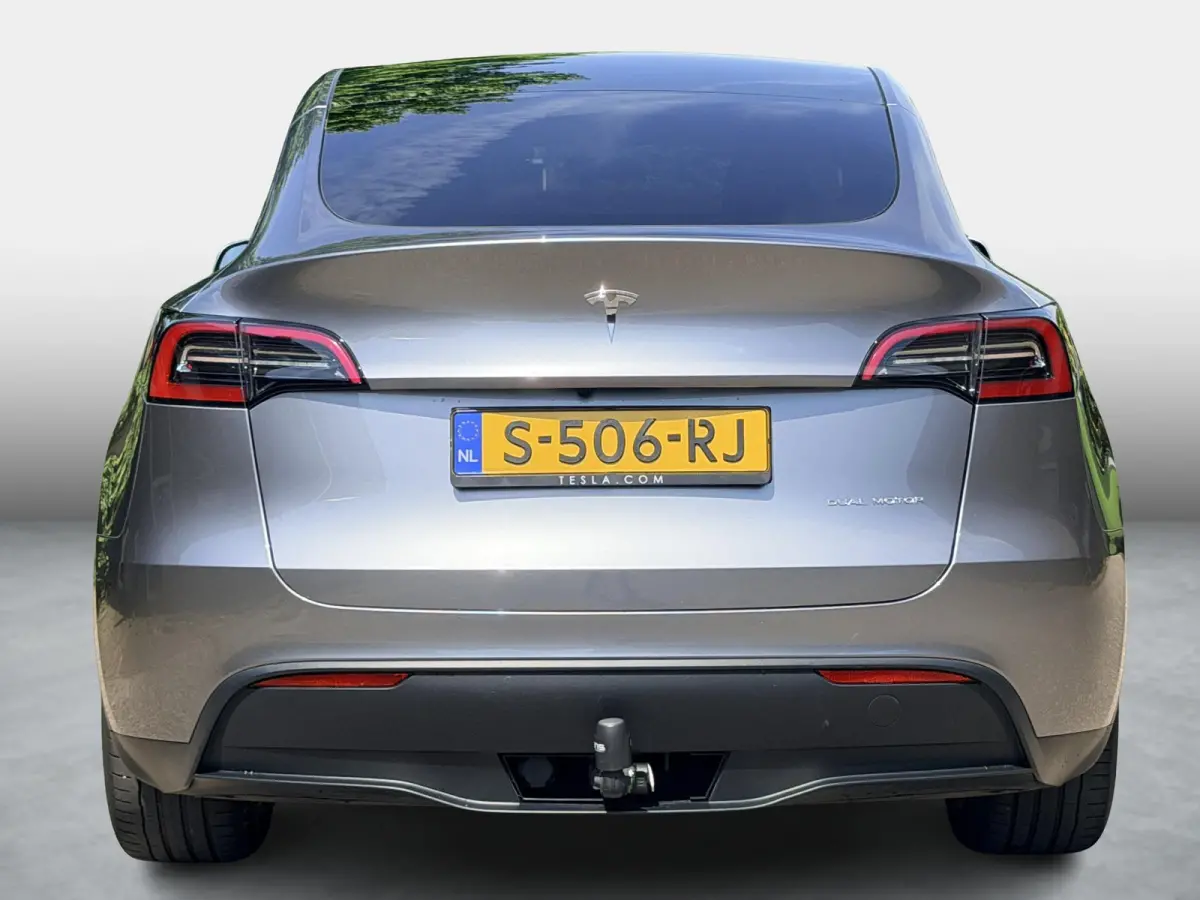 Long Range AWD 75 kWh SoH 92,1% / Originele Trekhaak / PREMIUM-Pakket / Autopilot /
