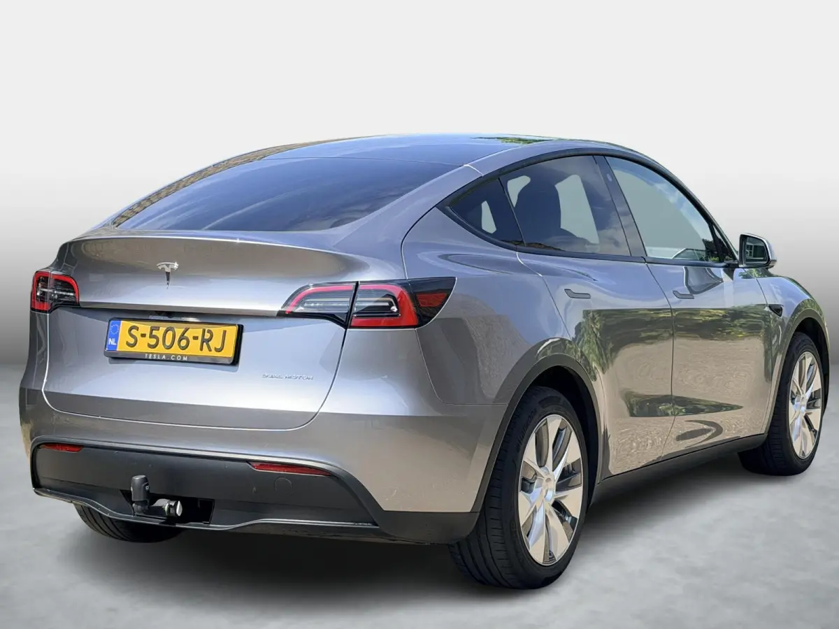 Long Range AWD 75 kWh SoH 92,1% / Originele Trekhaak / PREMIUM-Pakket / Autopilot /
