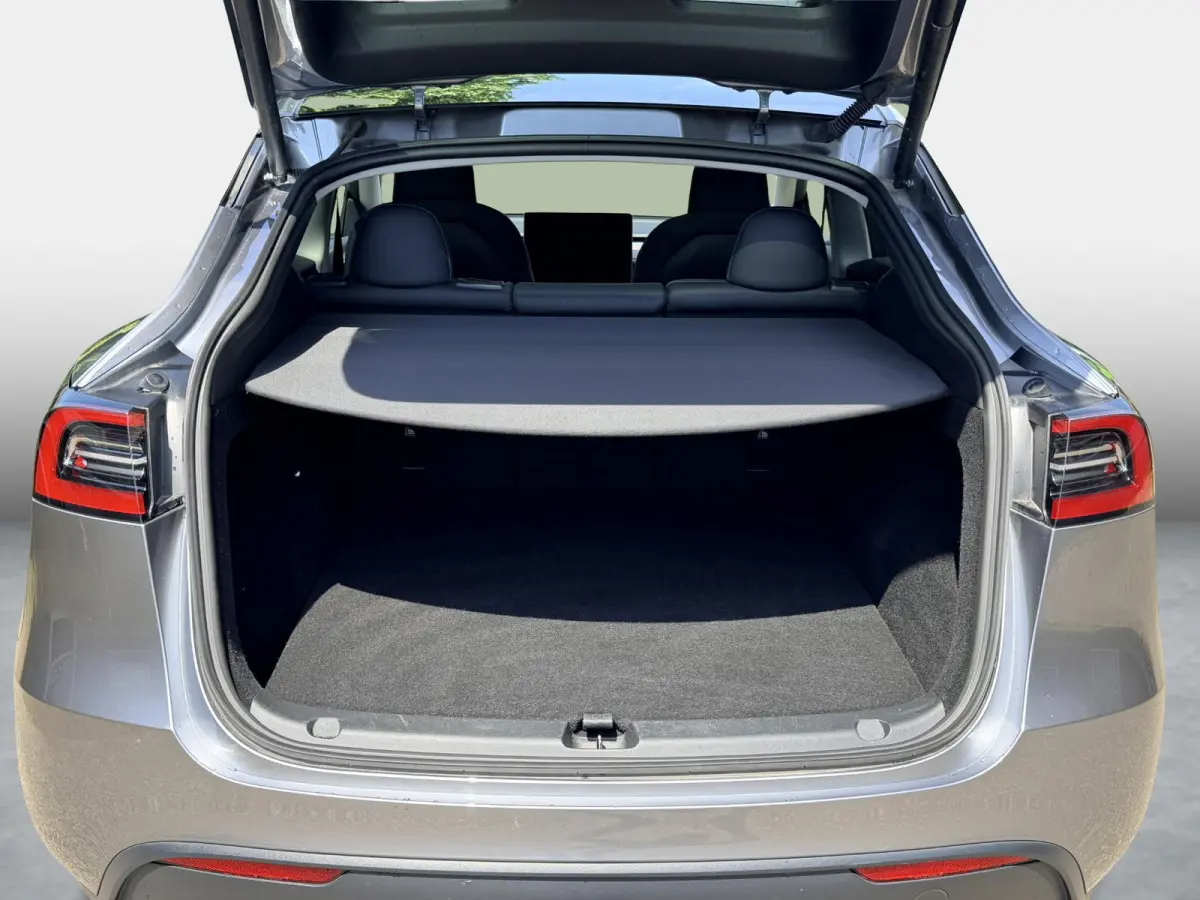 Long Range AWD 75 kWh SoH 92,1% / Originele Trekhaak / PREMIUM-Pakket / Autopilot /